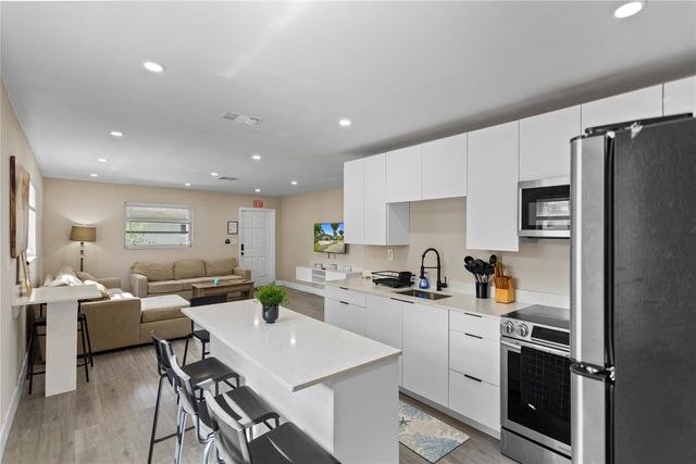 827 SW 29th Street 1, Fort Lauderdale, FL 33315