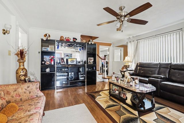 316 SIEGMUND Street, Joliet, IL 60433