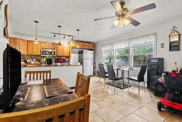 316 SIEGMUND Street, Joliet, IL 60433