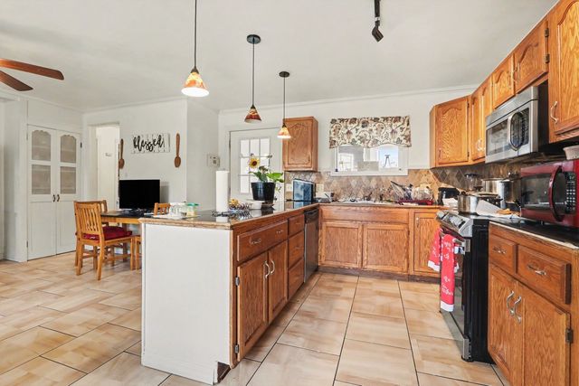 316 SIEGMUND Street, Joliet, IL 60433