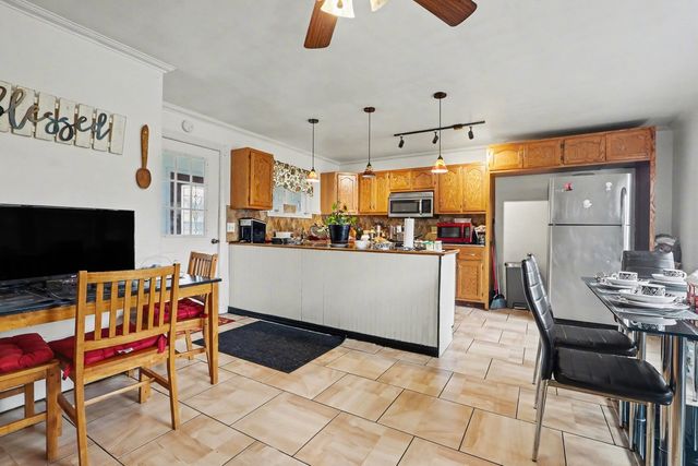 316 SIEGMUND Street, Joliet, IL 60433