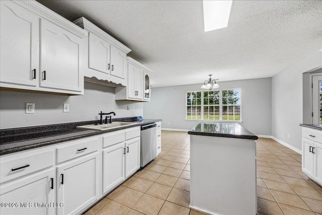 2594 Tower Drive, Southaven, MS 38672