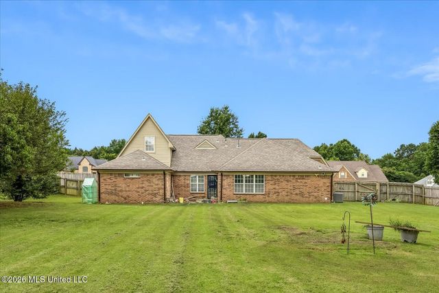 2594 Tower Drive, Southaven, MS 38672
