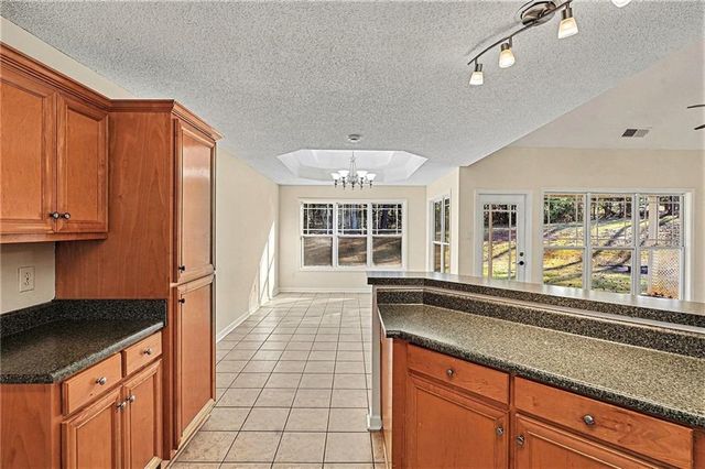 234 Lake Chase N Drive, Griffin, GA 30224