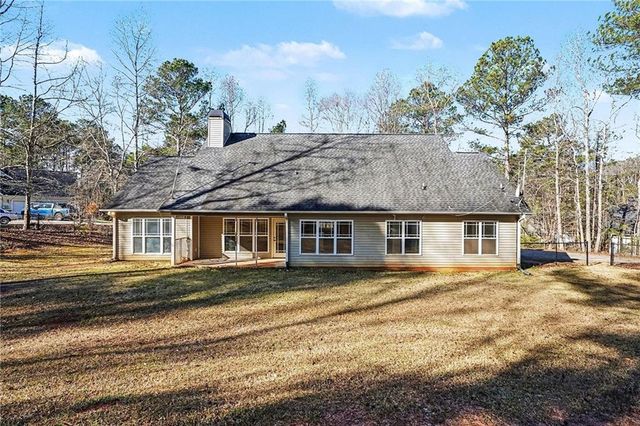 234 Lake Chase N Drive, Griffin, GA 30224