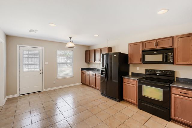 1216 Haley Lane, Burleson, TX 76028