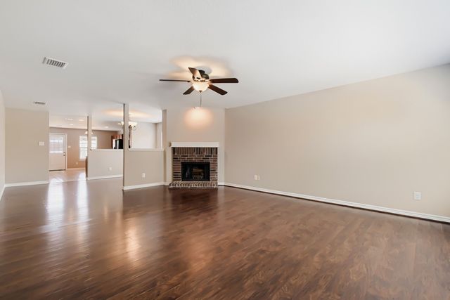1216 Haley Lane, Burleson, TX 76028