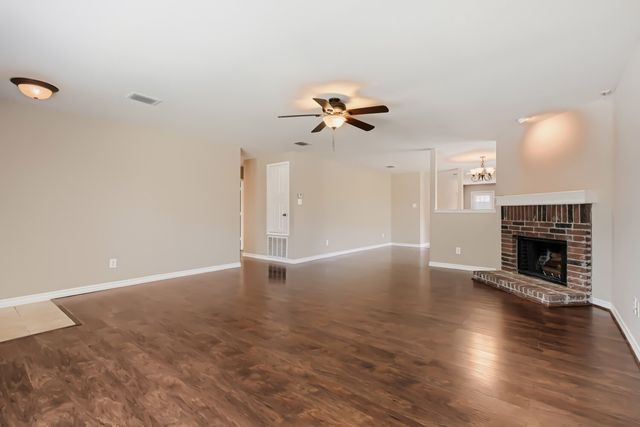 1216 Haley Lane, Burleson, TX 76028