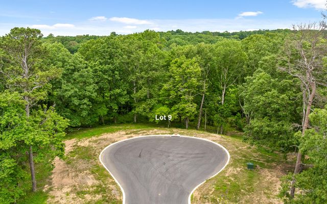 1805 Sawyer Farms Lane, Signal Mountain, TN 37377