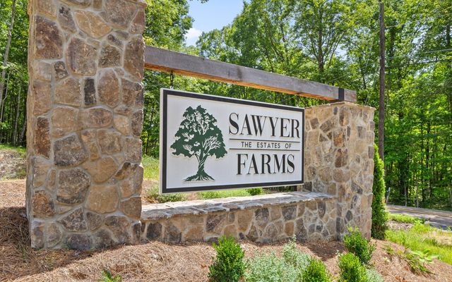 1805 Sawyer Farms Lane, Signal Mountain, TN 37377