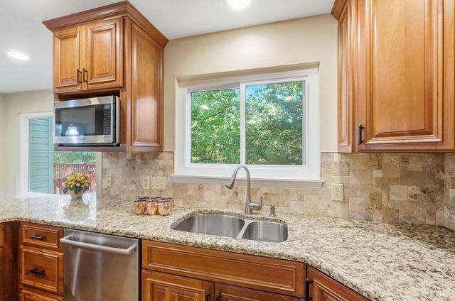 9110 Willow Creek Drive, Loveland, OH 45140