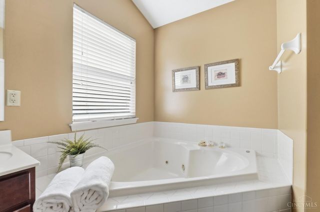 9110 Willow Creek Drive, Loveland, OH 45140