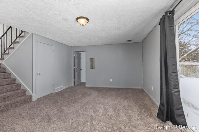 4321-4323 Dawes Court, Grand Rapids, MI 49508