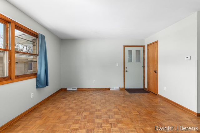 4321-4323 Dawes Court, Grand Rapids, MI 49508