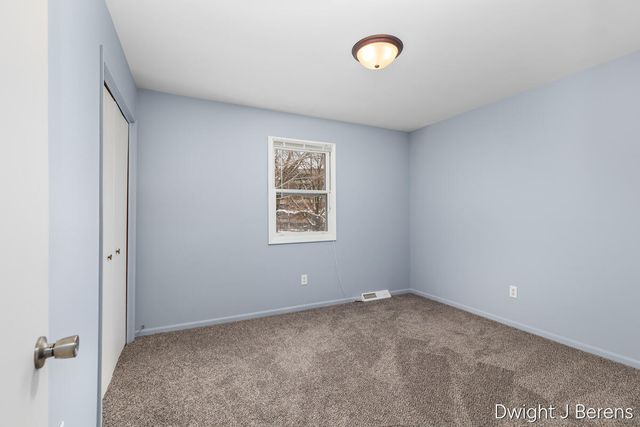 4321-4323 Dawes Court, Grand Rapids, MI 49508