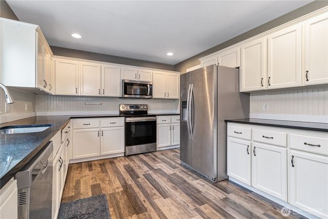 7027 Bailey Street SE, Lacey, WA 98513