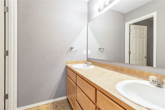 7027 Bailey Street SE, Lacey, WA 98513