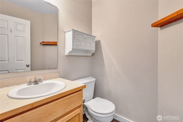 7027 Bailey Street SE, Lacey, WA 98513