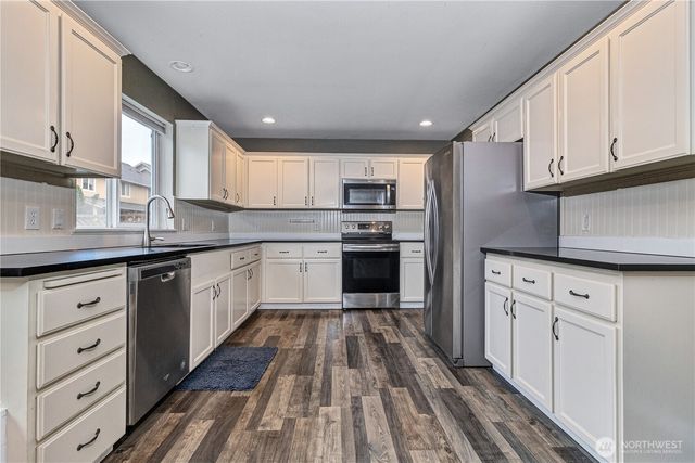 7027 Bailey Street SE, Lacey, WA 98513