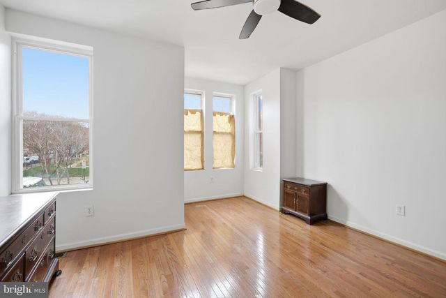 405 12TH ST NE, Washington, DC 20002