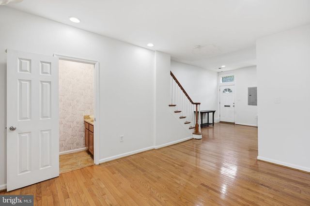 405 12TH ST NE, Washington, DC 20002