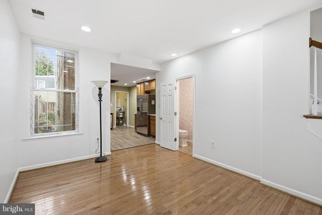 405 12TH ST NE, Washington, DC 20002