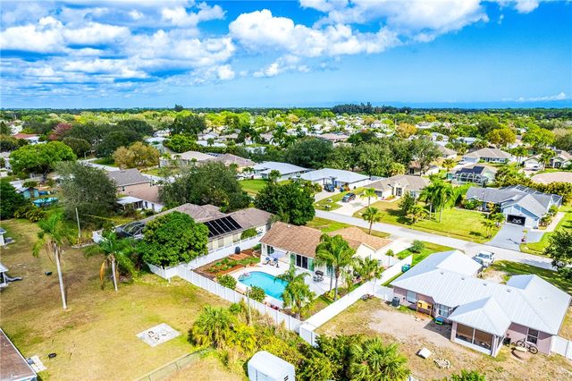 455 Biscayne Lane, Sebastian, FL 32958