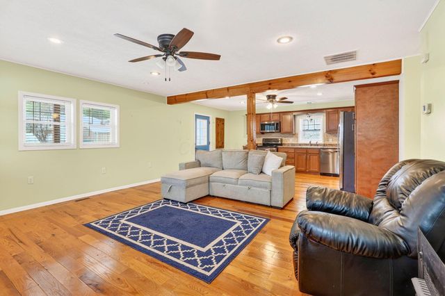 1601 Graham School Road, Gallipolis, OH 45631