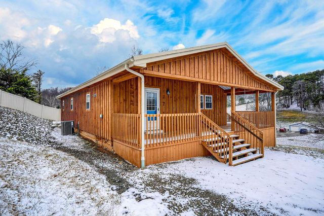 1601 Graham School Road, Gallipolis, OH 45631