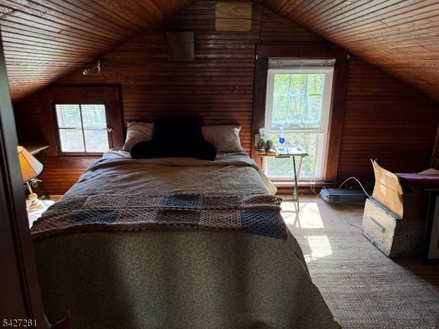 29 Lakeside Rd, West Milford Twp., NJ 07421