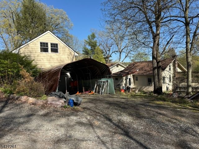 29 Lakeside Rd, West Milford Twp., NJ 07421