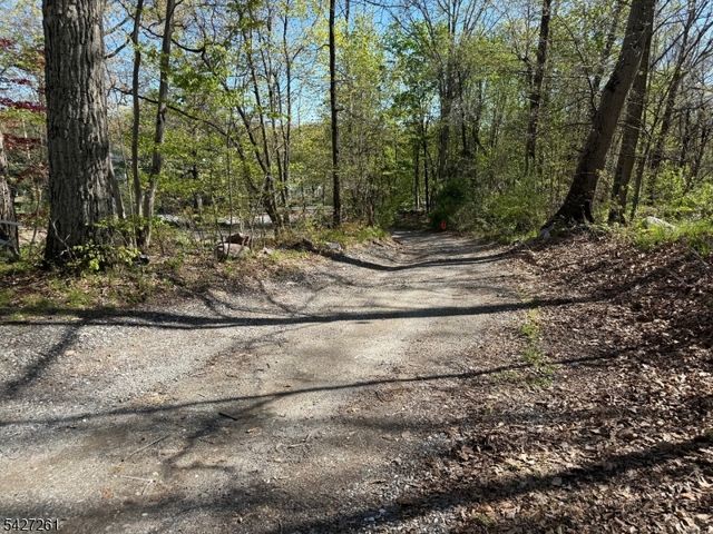29 Lakeside Rd, West Milford Twp., NJ 07421