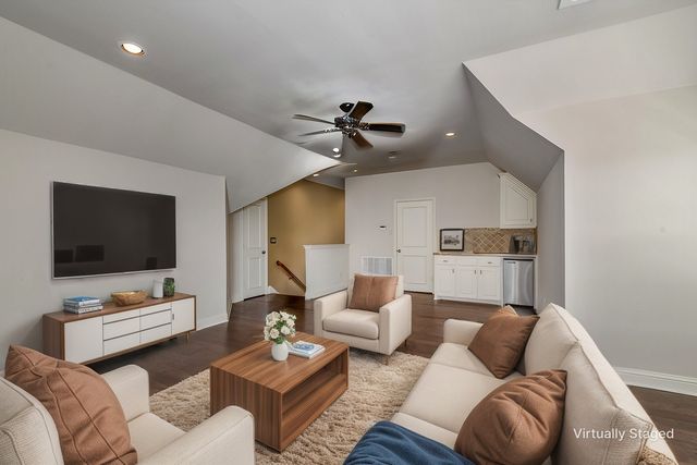 136 Whispering Winds Drive, Gunter, TX 75058