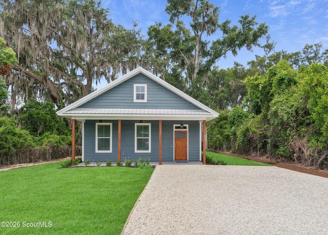807 Elbert Street, Darien, GA 31305