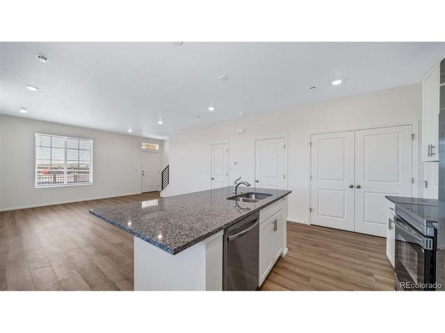 22401 E 46th Ave, Aurora, CO 80019
