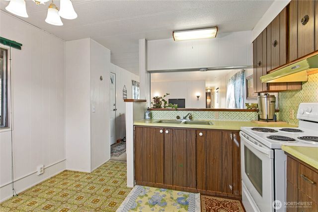 4825 Birch Drive, Blaine, WA 98230