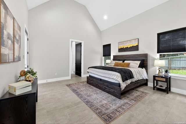 8024 Alton, Selma, TX 78154