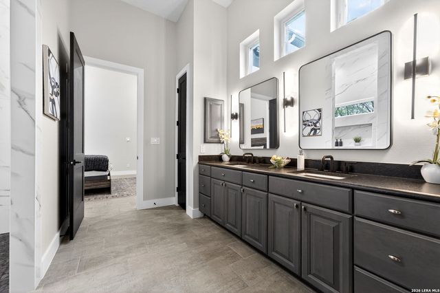 8024 Alton, Selma, TX 78154