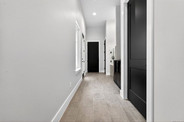 8024 Alton, Selma, TX 78154