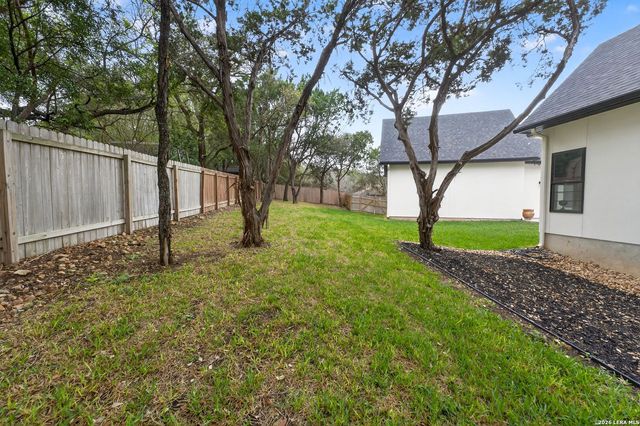 8024 Alton, Selma, TX 78154