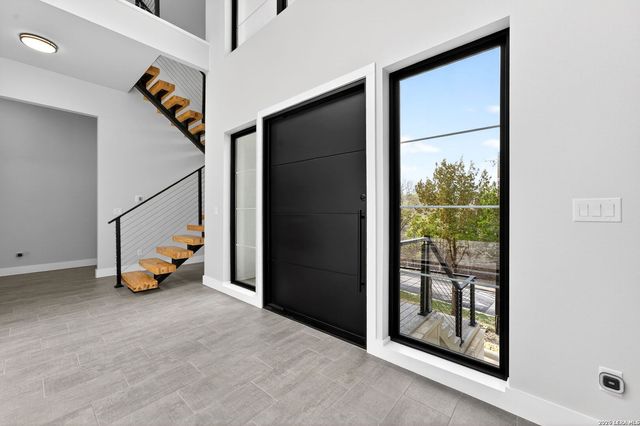 8024 Alton, Selma, TX 78154