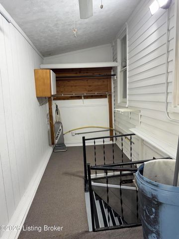 523 N 34th St, Louisville, KY 40212