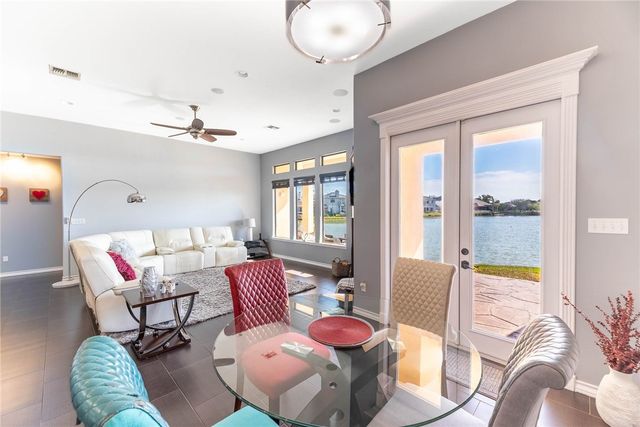 4401 Lake Superior Dr, Corpus Christi, TX 78413