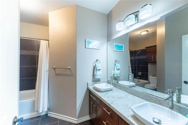 4401 Lake Superior Dr, Corpus Christi, TX 78413