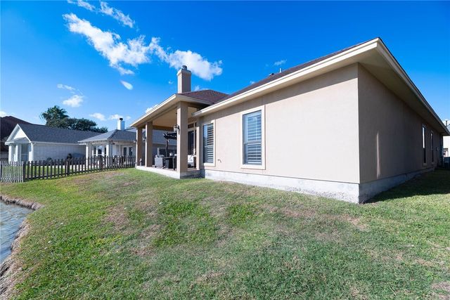 4401 Lake Superior Dr, Corpus Christi, TX 78413