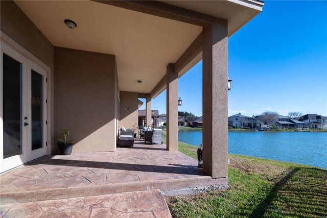 4401 Lake Superior Dr, Corpus Christi, TX 78413