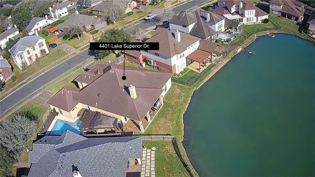 4401 Lake Superior Dr, Corpus Christi, TX 78413