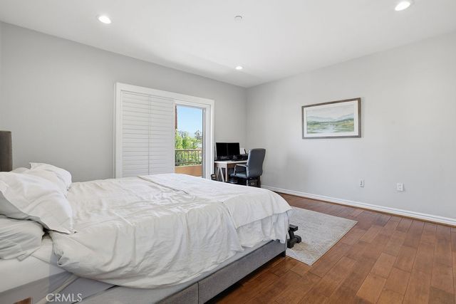 11504 Moorpark Street 203, Studio City, CA 91602