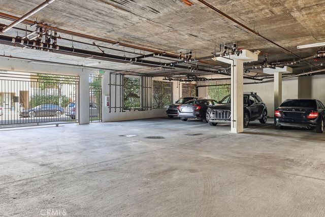 11504 Moorpark Street 203, Studio City, CA 91602