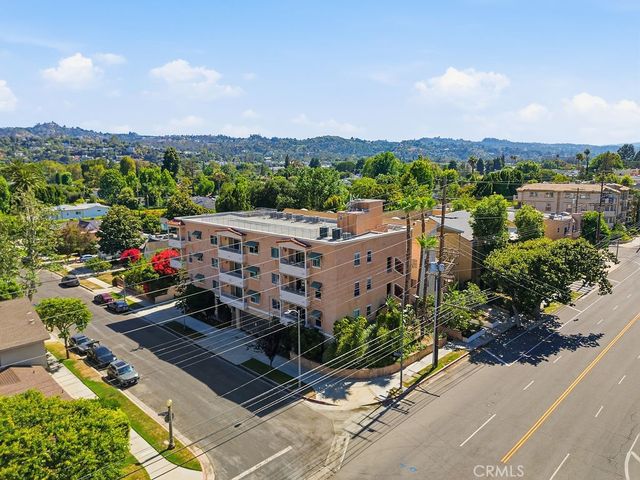 11504 Moorpark Street 203, Studio City, CA 91602